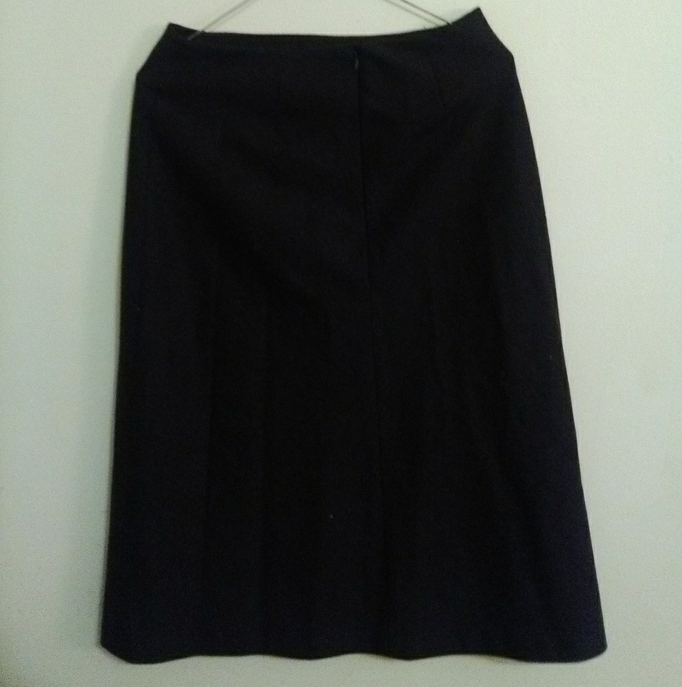 Skirt - Picture 2 of 2
